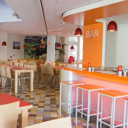 Hostel Stayokay - Fully Renovated April 2026 Rotterdam