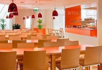 Stayokay - Fully Renovated April 2026 אכסניה רוטרדם