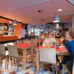 Stayokay - Fully Renovated April 2026 鹿特丹